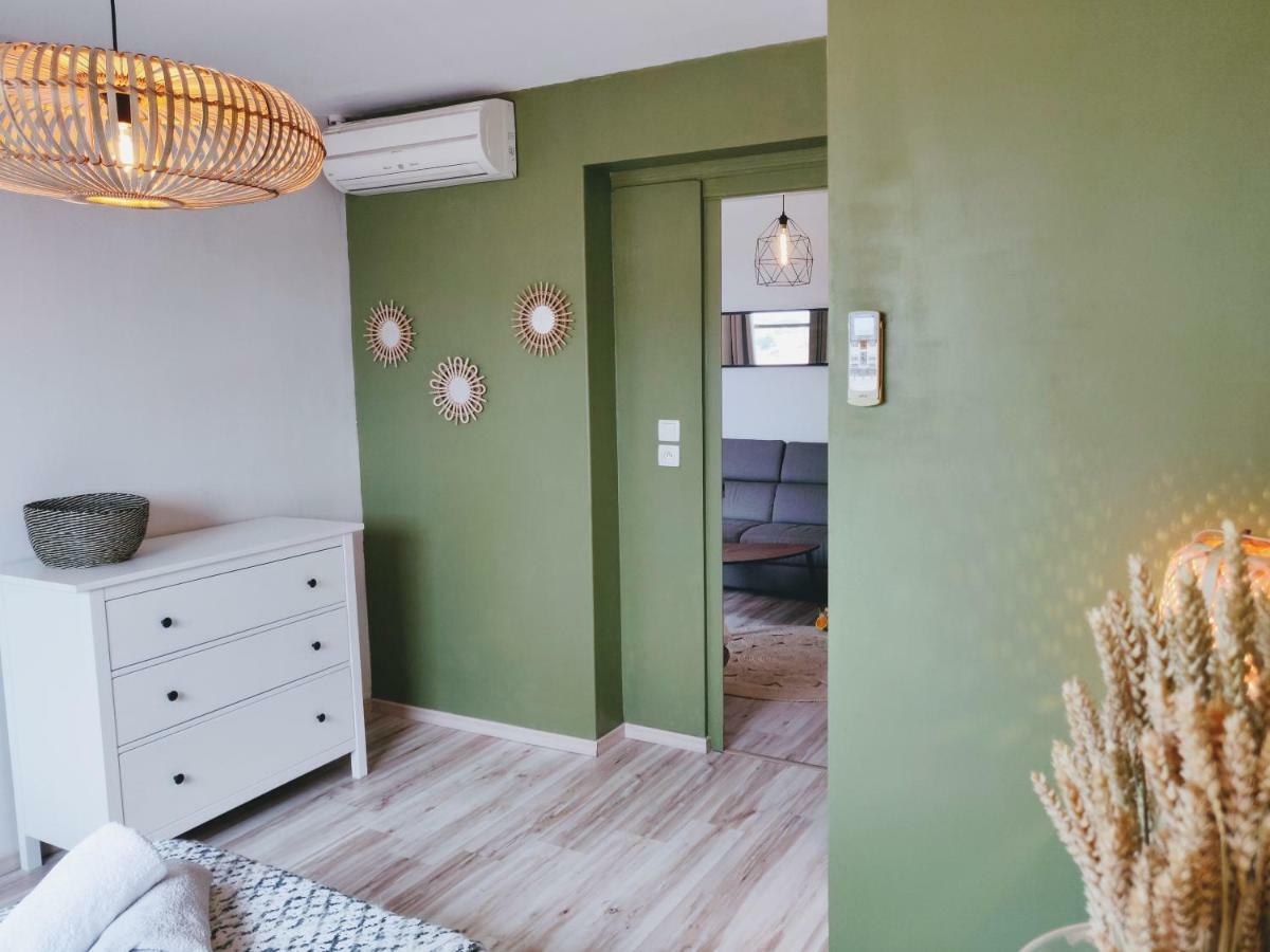 Appartement L'Oliveraie - La Cite Plein Les Yeux Carcassonne Dış mekan fotoğraf